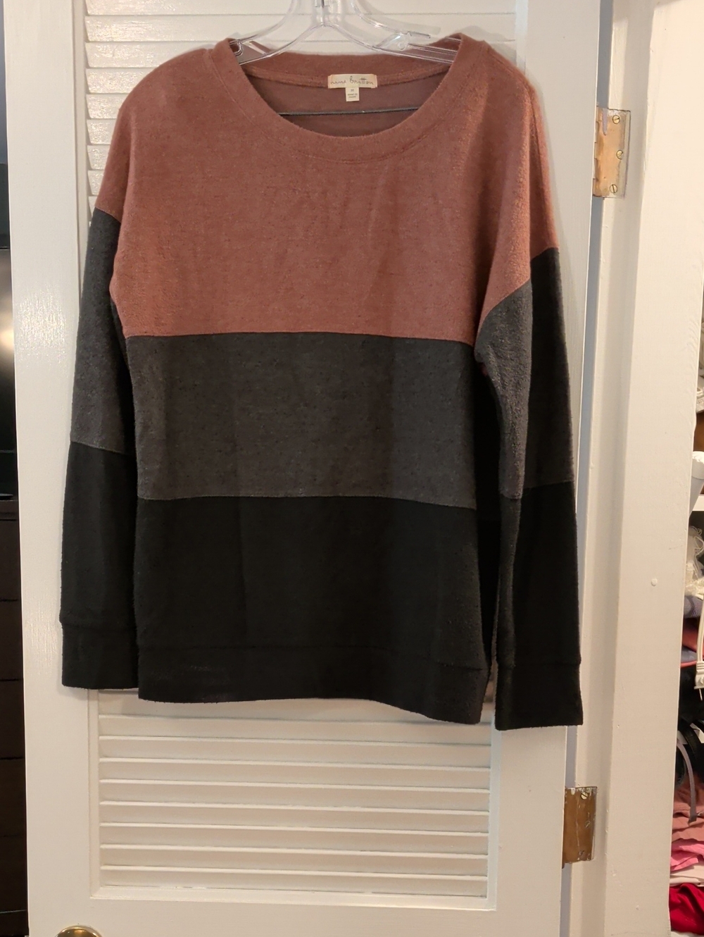 nine britton Dusty Rose, Charcoal & Black Colorblock Crewneck Sweater